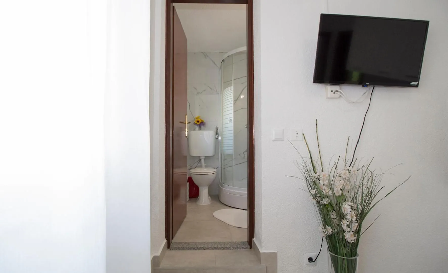 מדולין Family Apartment Bozo 0*,